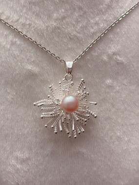 Sterling 925 Silver Coral Sea Pendant Necklace with Pink Pearl